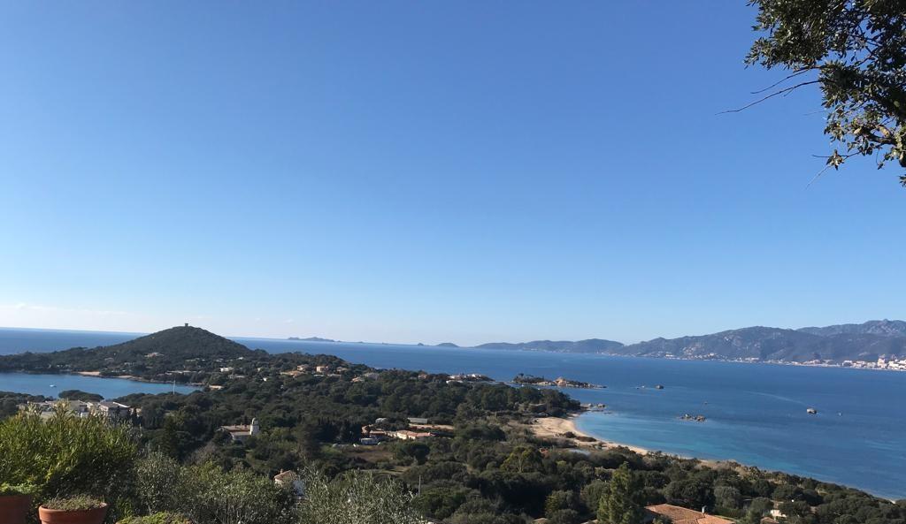 VILLA DE LUXE RIVE SUD