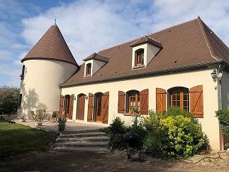 BELLE DEMEURE PROCHE EPERNAY ET CHALONS EN CHAMPAGNE