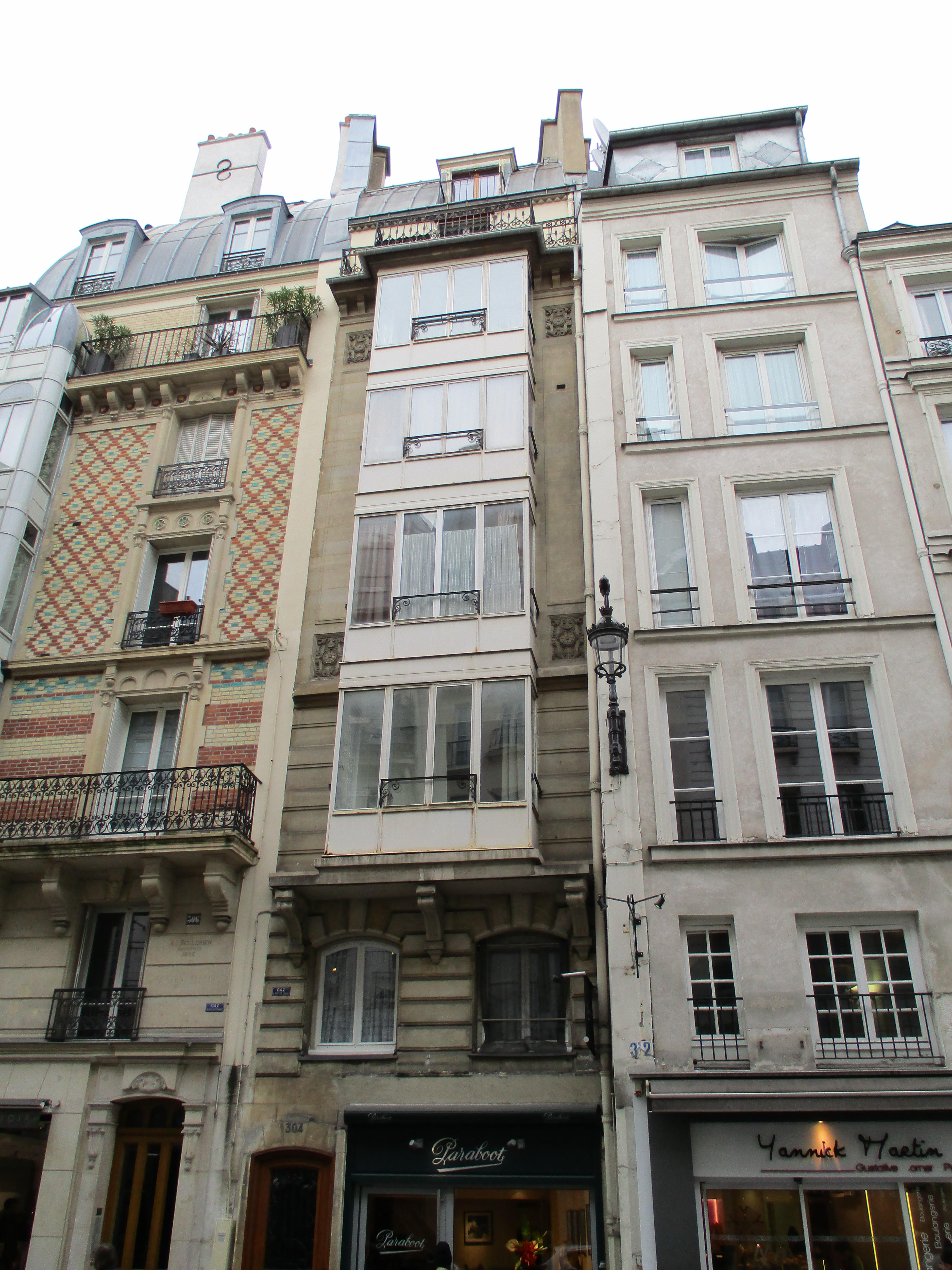 PARIS 1er : appartement 2p, 51 m²