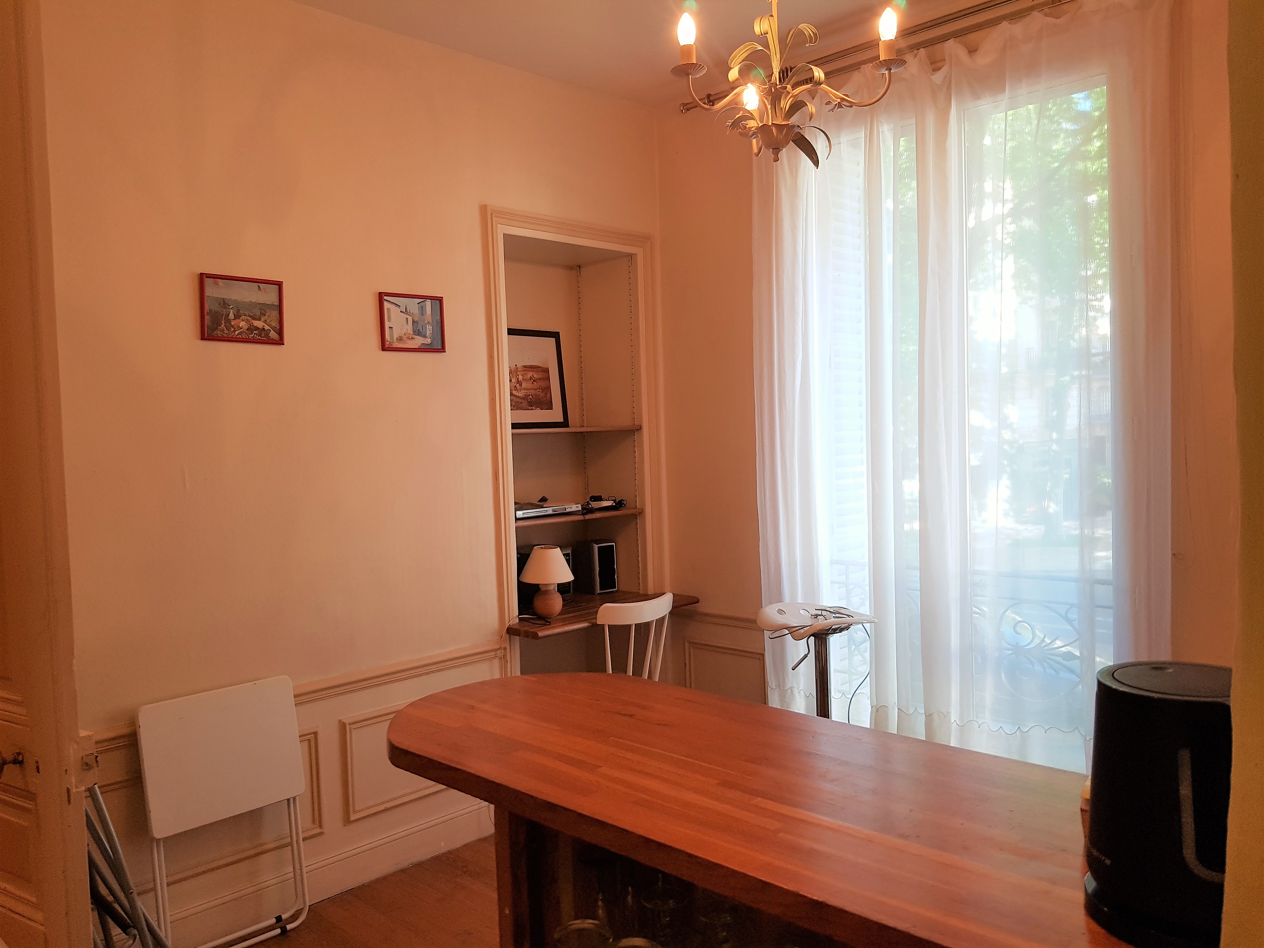 A VENDRE - Appartement 2 pièces PARIS XVè (proche VIIème)