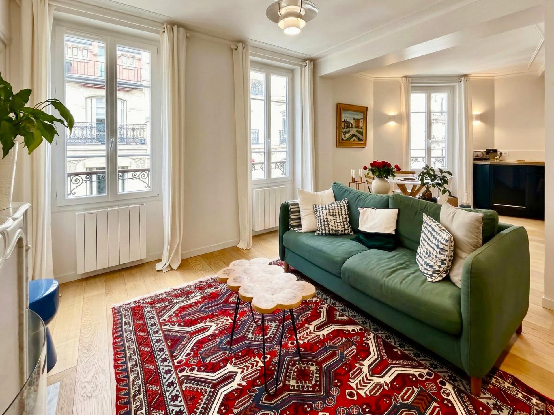 Appartement 4 pièces - 71 m² - Paris 17ème (Courcelles/Cardinet) - 5 ème et dernier étage avec ascenseur -  3 chambres