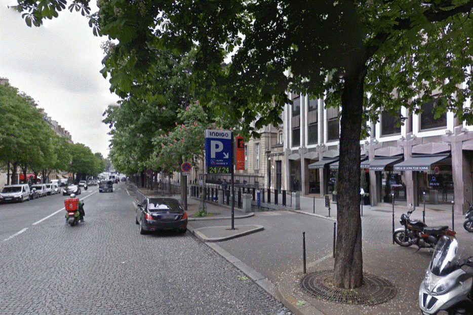 LOCATION DE 4 PLACES DE PARKING TRIANGLE D’OR PARIS 75008 AVENUE GEORGE V 