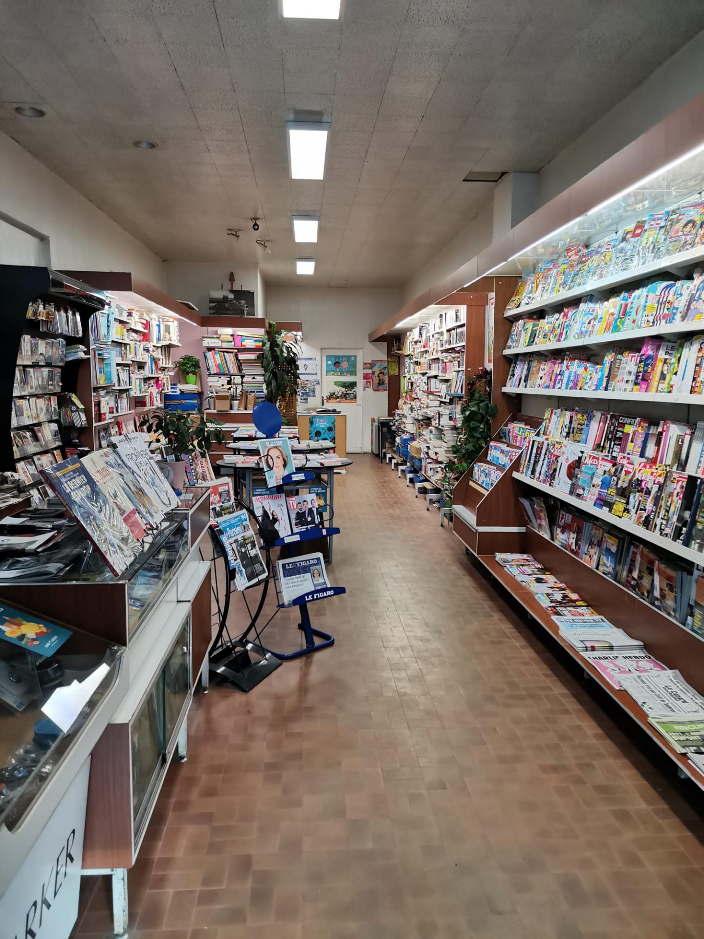 CESSION DE FONDS OU DE DROIT AU BAIL LIBRAIRIE PAPETERIE PRESSE MAISONS ALFORT (94700)