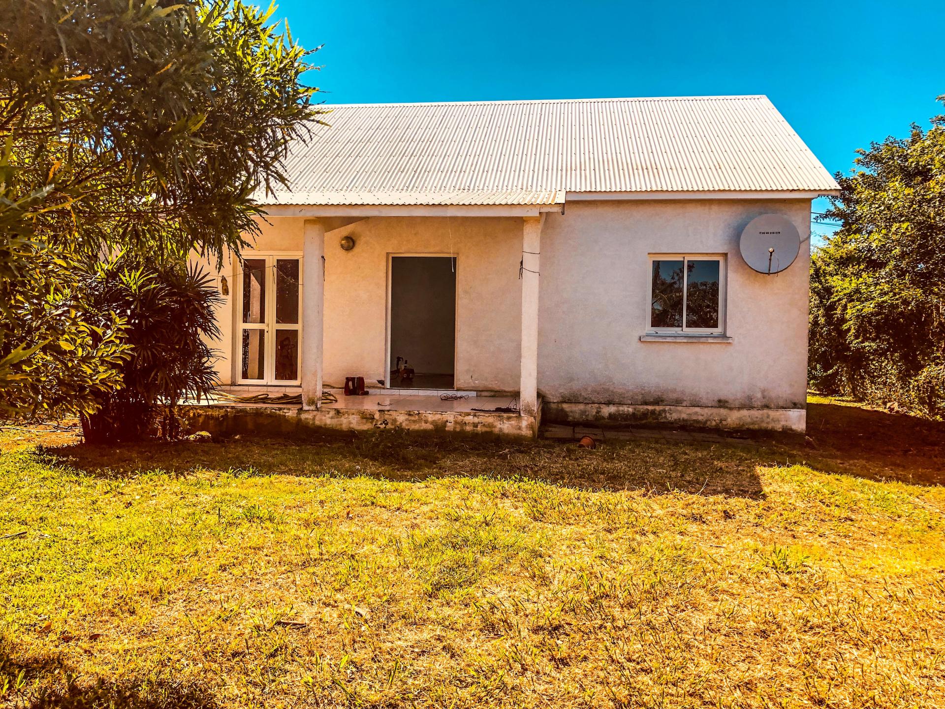 Maison F4 sur Saint Joseph (Réunion