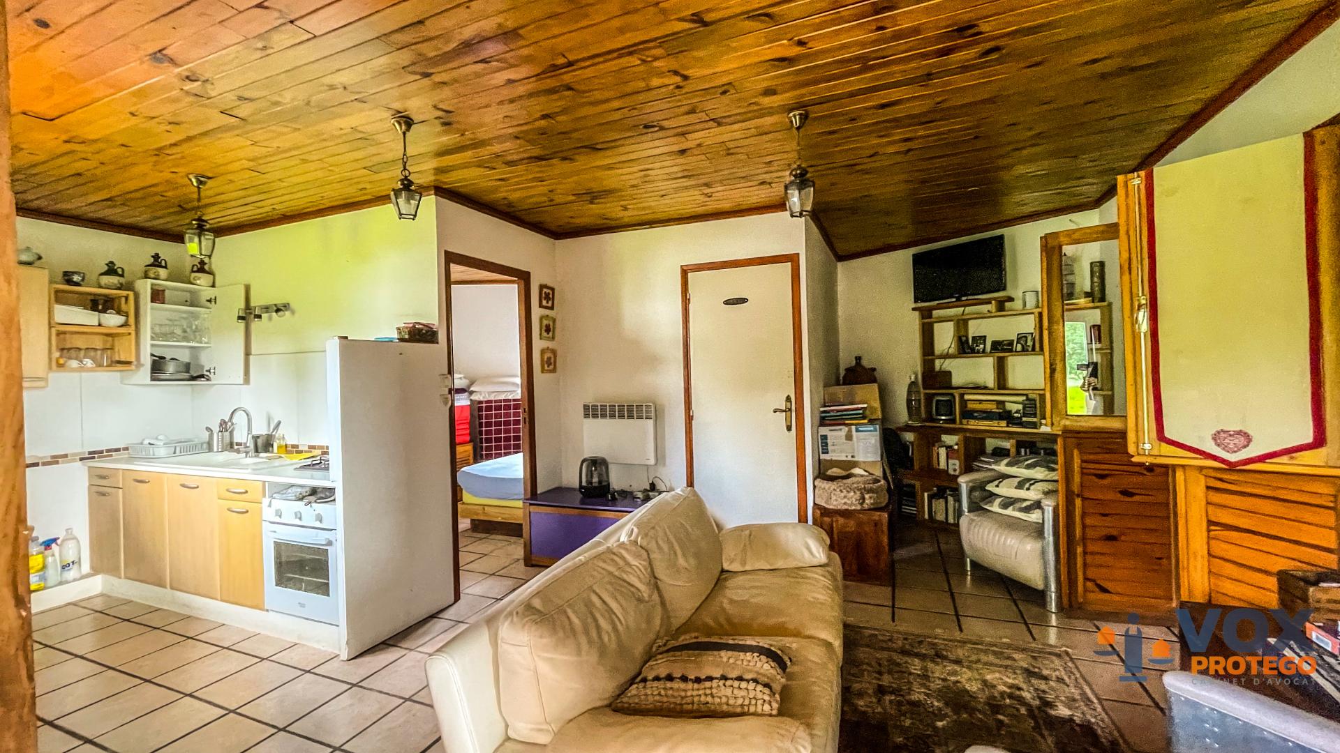 Chalet avec dépendance à la Plaine des Cafres (Réunion)