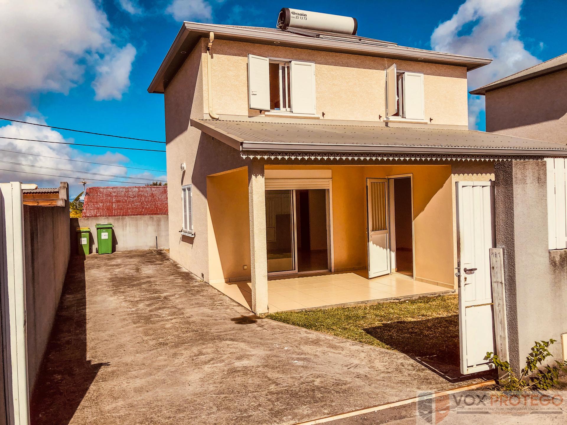 Maison F4 - LIGNE DES 400 - SAINT PIERRE (RÉUNION)