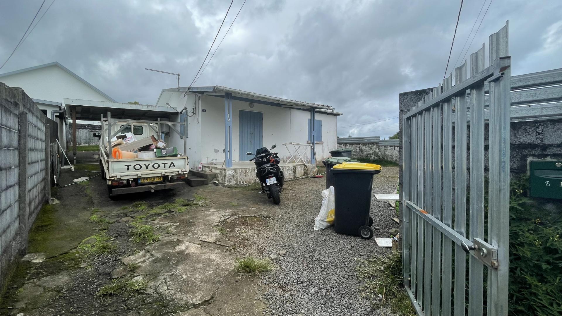 Maison F3 à rénover sur Saint Joseph (Réunion)