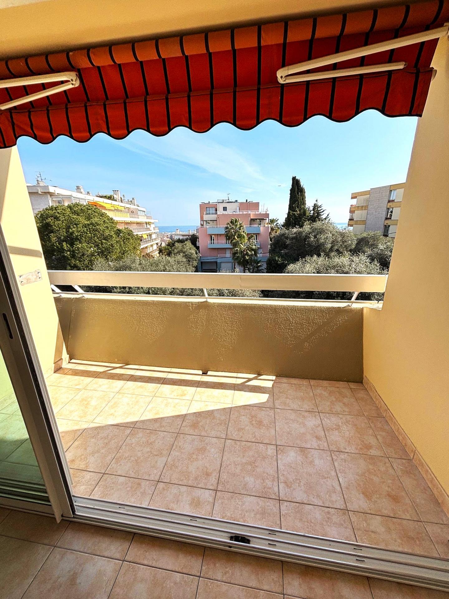 A SAISIR ! A VENDRE 3 PIECES VUE MER ANTIBES