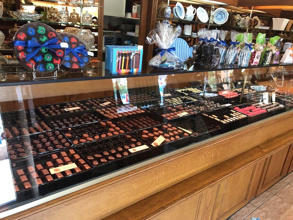 Fonds de commerce à vendre – Chocolats, Confiserie et articles de cadeaux – Mandelieu-la-Napoule