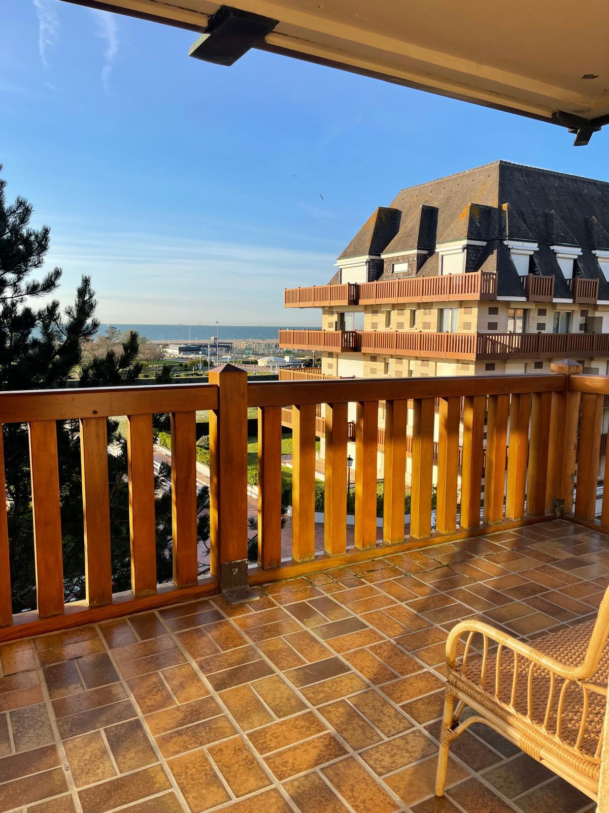 A VENDRE  Deauville 14800