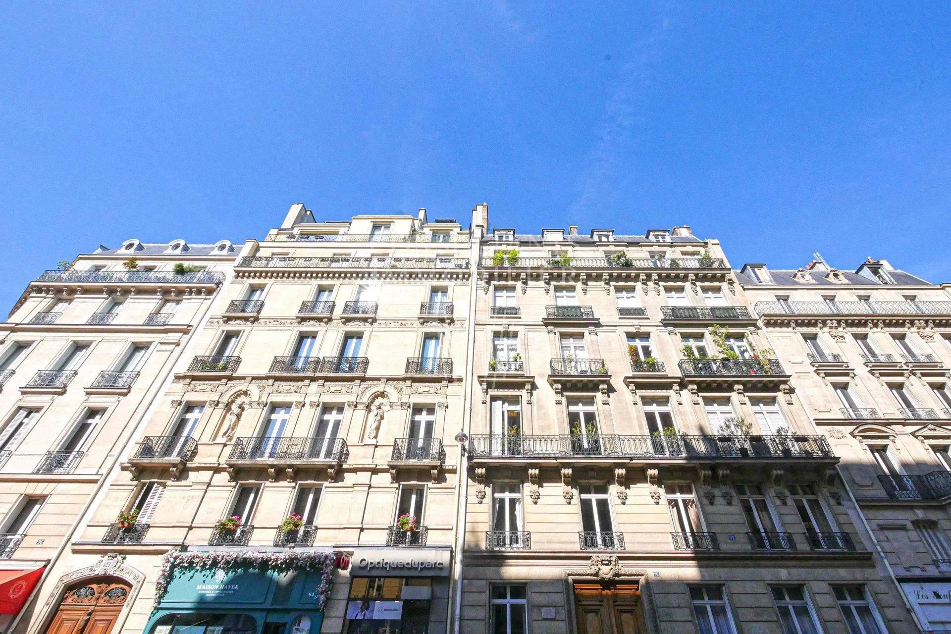 A VENDRE PARIS 75017 BUREAUX MONCEAU / PRONY