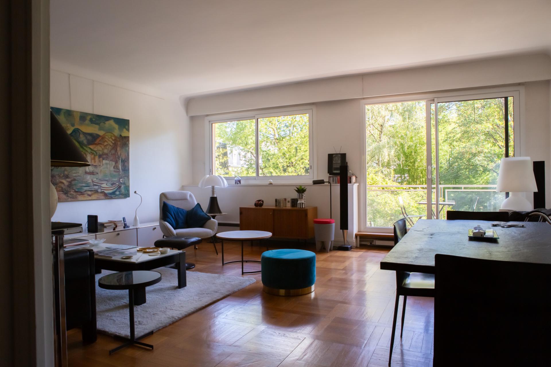 Paris 16ᵉ - Appartement de 114 m² - Balcon filant - Cave - Parking en sus - DPE D