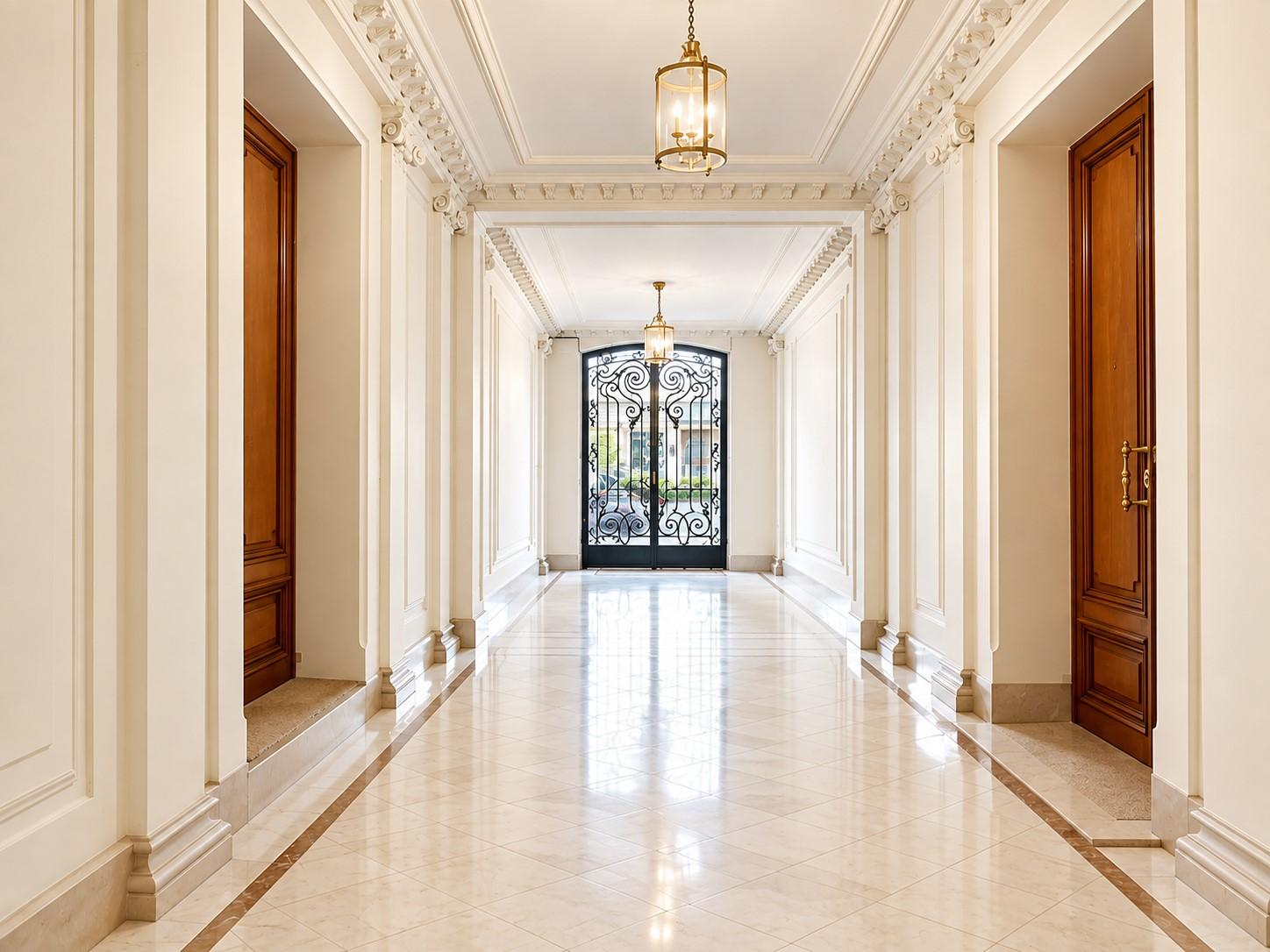 A LOUER Paris 16e- Chaillot / Iéna – RDC de 125 m²- bureaux de standing