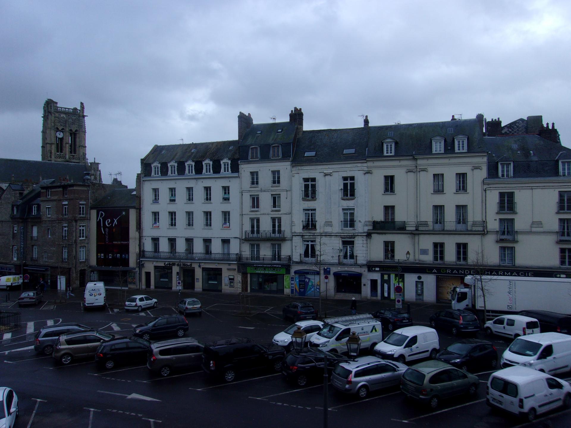 Dieppe centre avec vue dégagée