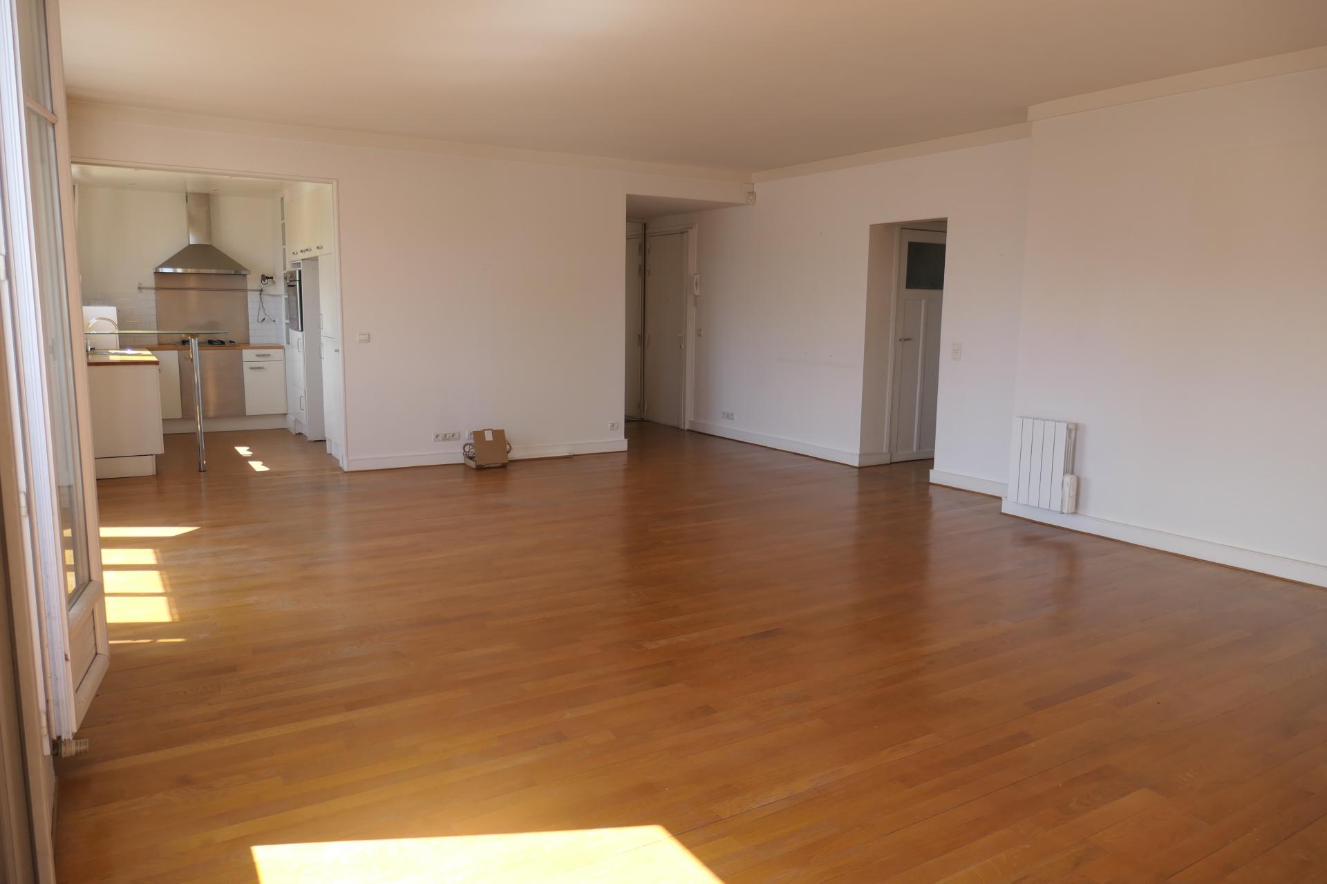 PARIS 14 ème Appartement traversant lumineux 90 m2 à vendre