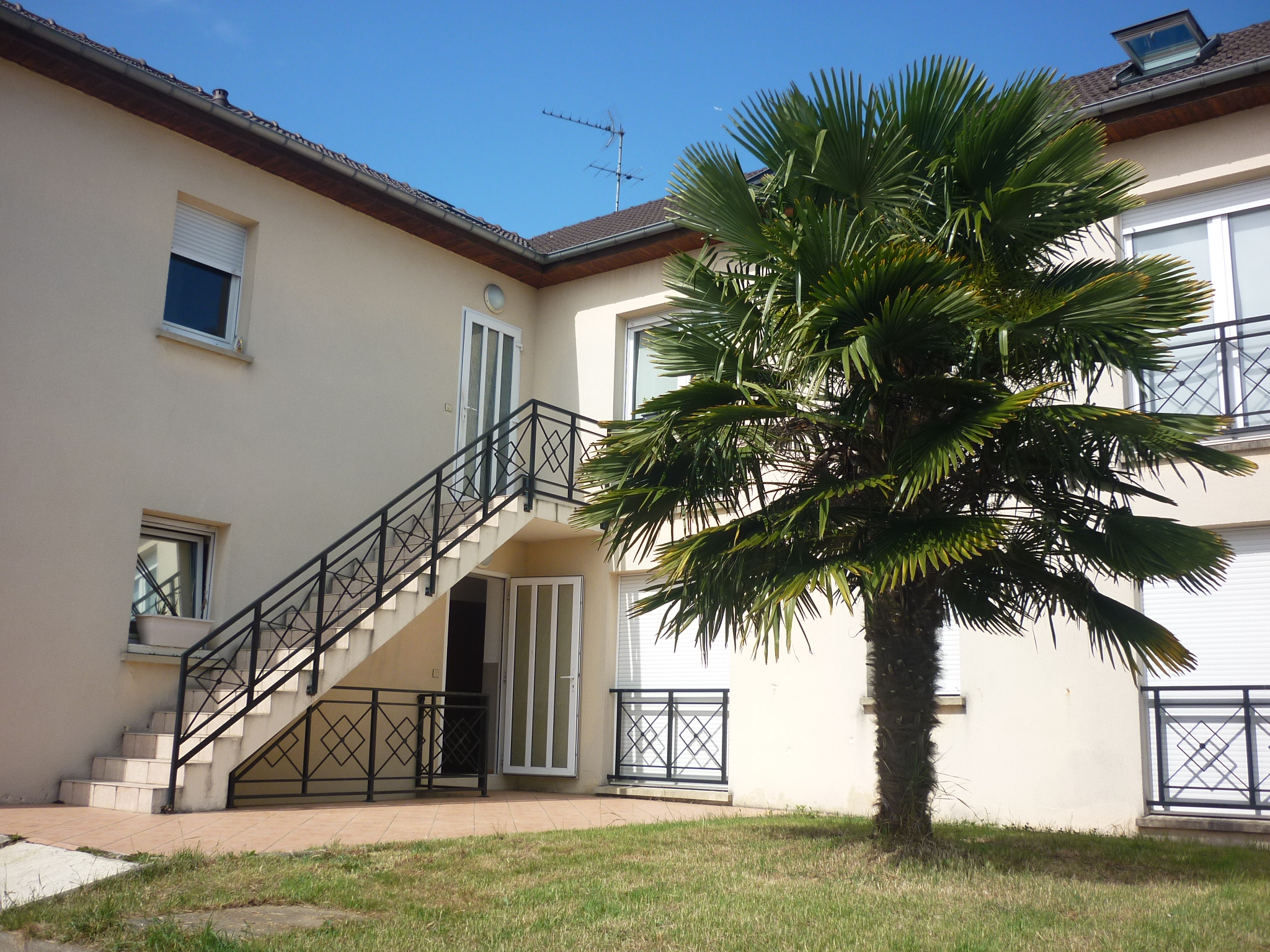 NEUILLY SUR MARNE - STUDIO DE 28M²