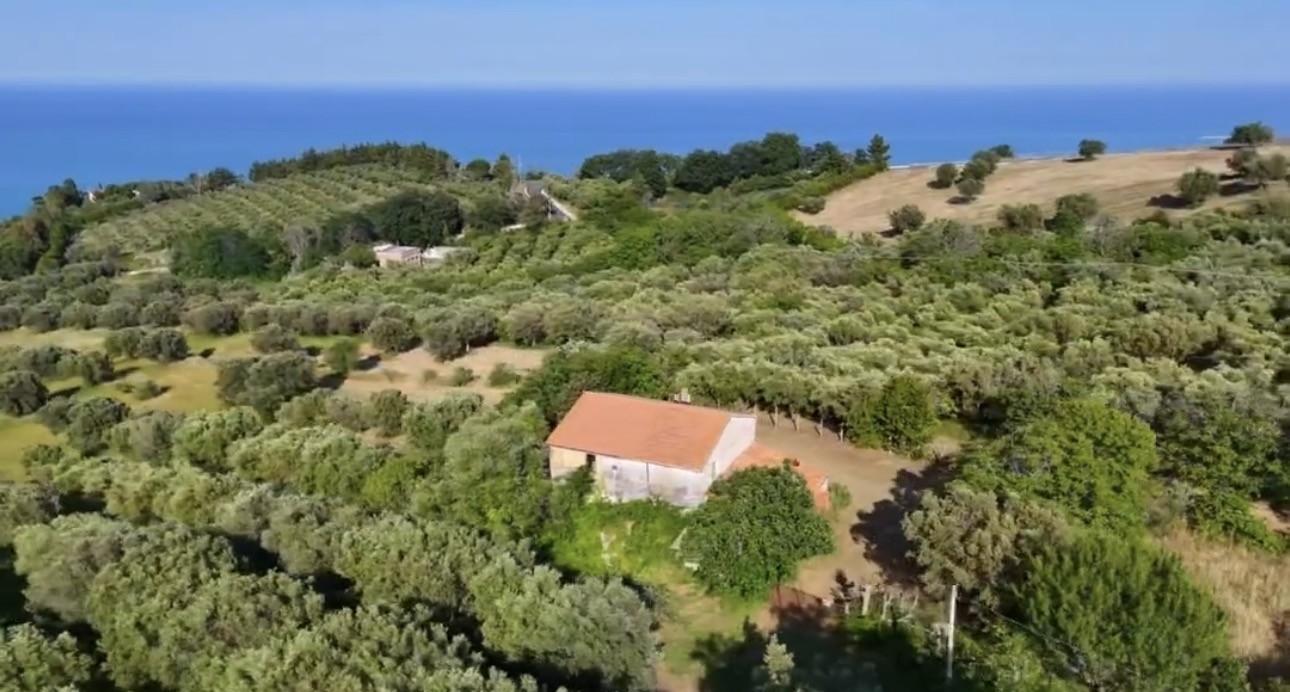 Ferme (pleine vue mer) à rénover, potentiel exceptionnel