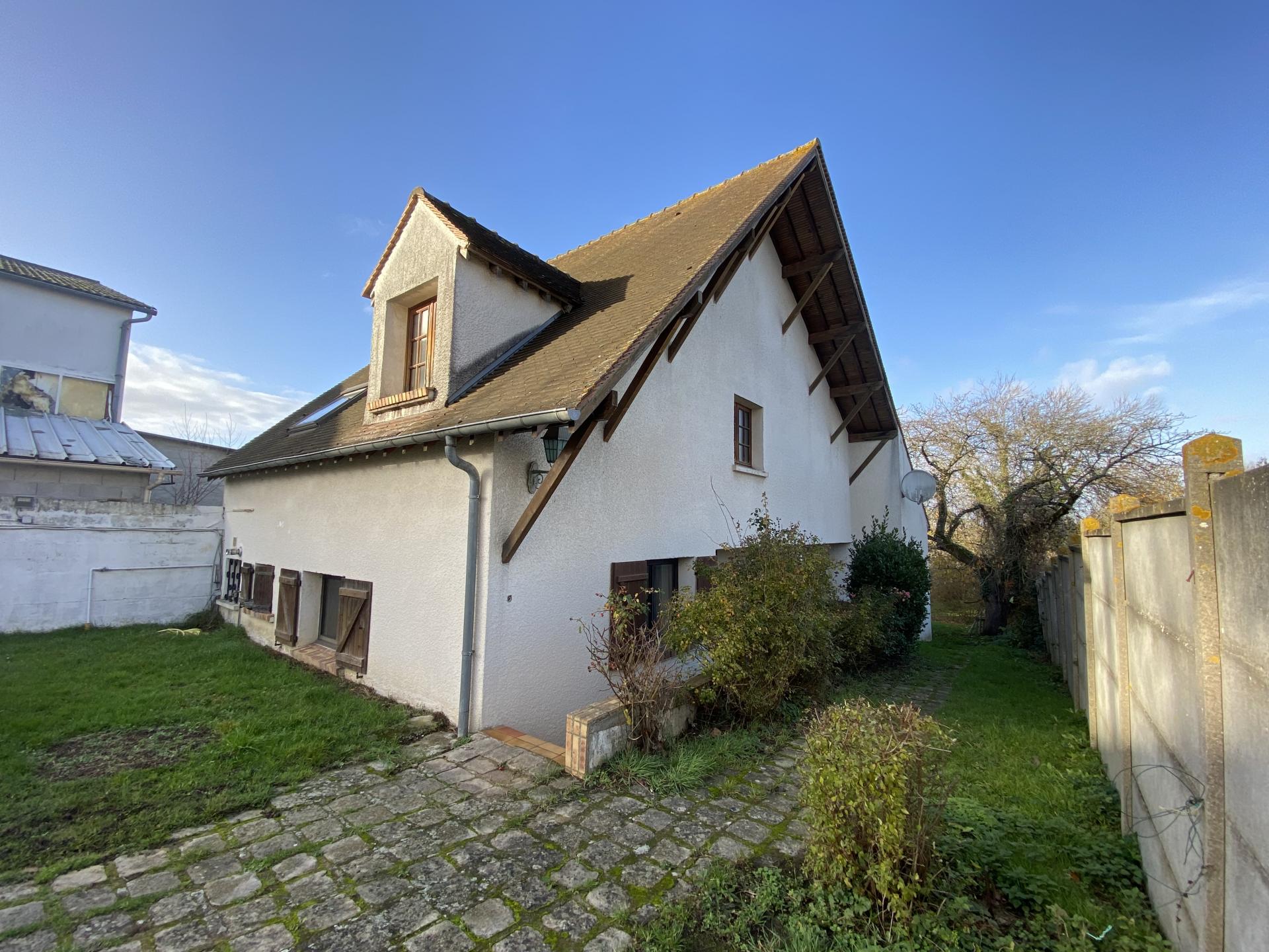 MAISON INDIVIDUELLE , 158.60 M², Ormoy (91)