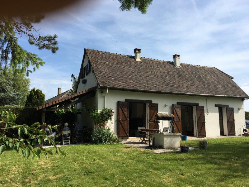 MAISON DANS CHARMANT PETIT VILLAGE - 7 KMS DE PACY S/EURE 27120