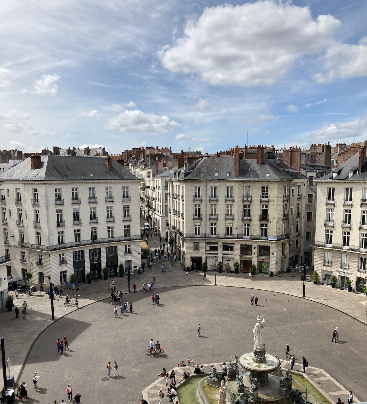 PLACE ROYALE – HYPER CENTRE-VILLE DE NANTES - VENTE APPARTEMENT T3 