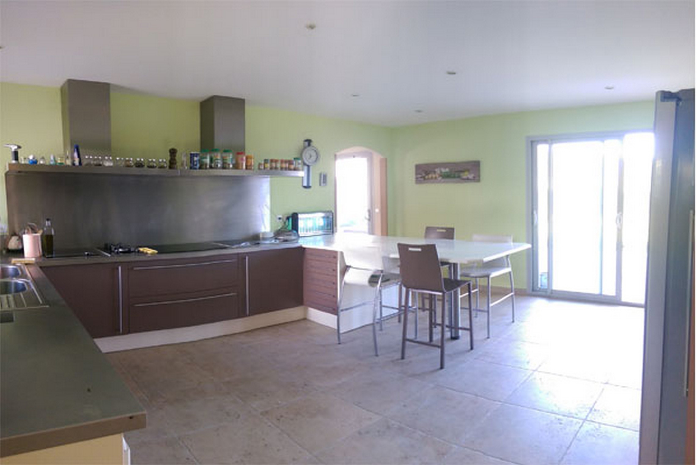 Villa Exceptionnelle de 8 chambres sur 4200 m² de terrain avec piscine et spa