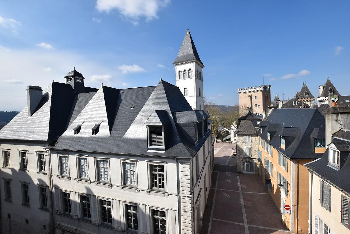 Appartement 7 pièces 170 m² - Quartier historique Château de PAU (64)
