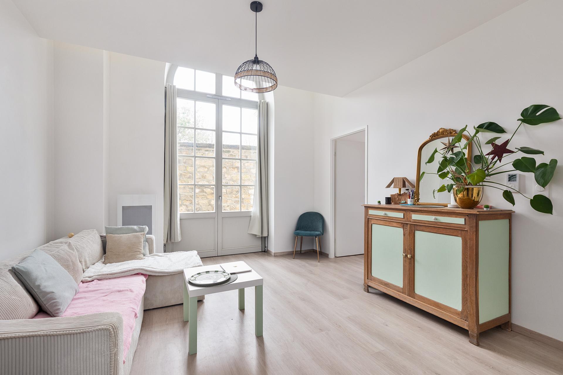 COMPIÈGNE - Quartier de l'État-Major - 2 pièces rénové avec terrasse