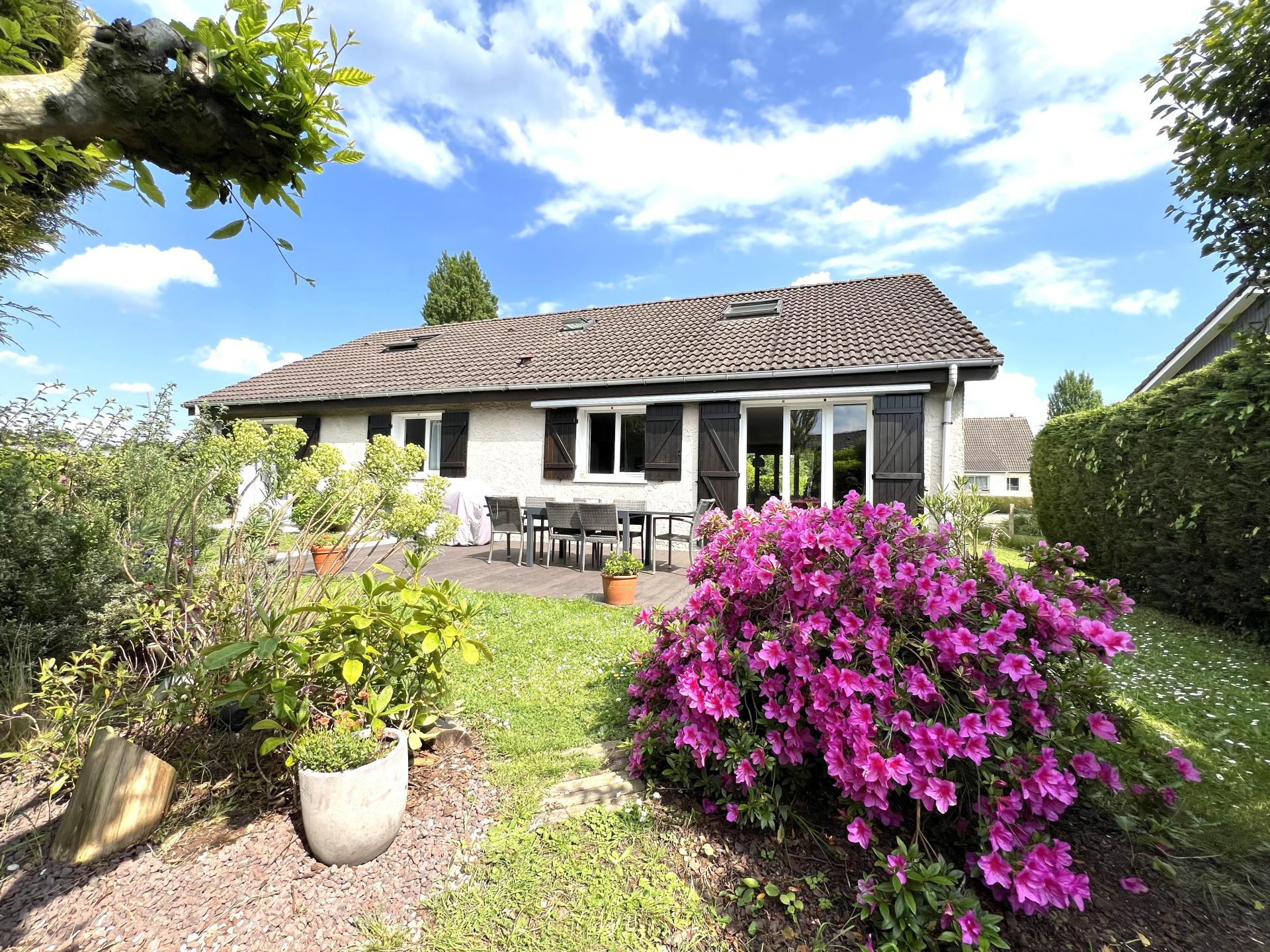 FRANQUEVILLE-SAINT-PIERRE (76520) Maison familiale, 5 chambres, 162 m², terrain de 1281 m²