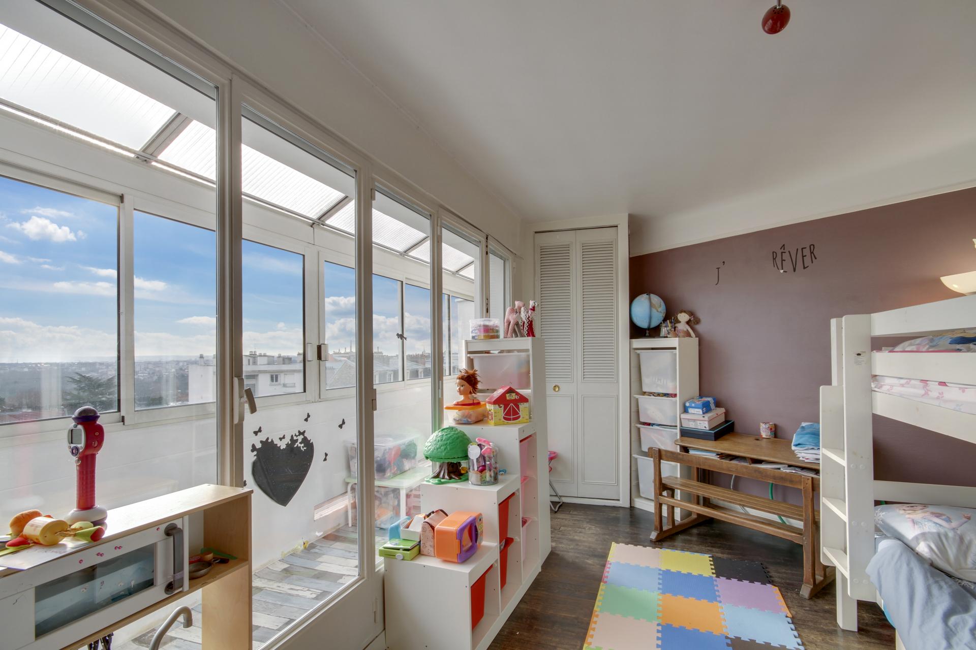 APPARTEMENT 79 m2 Loi Carrez + 16 m2 de Loggias 3 Pièces