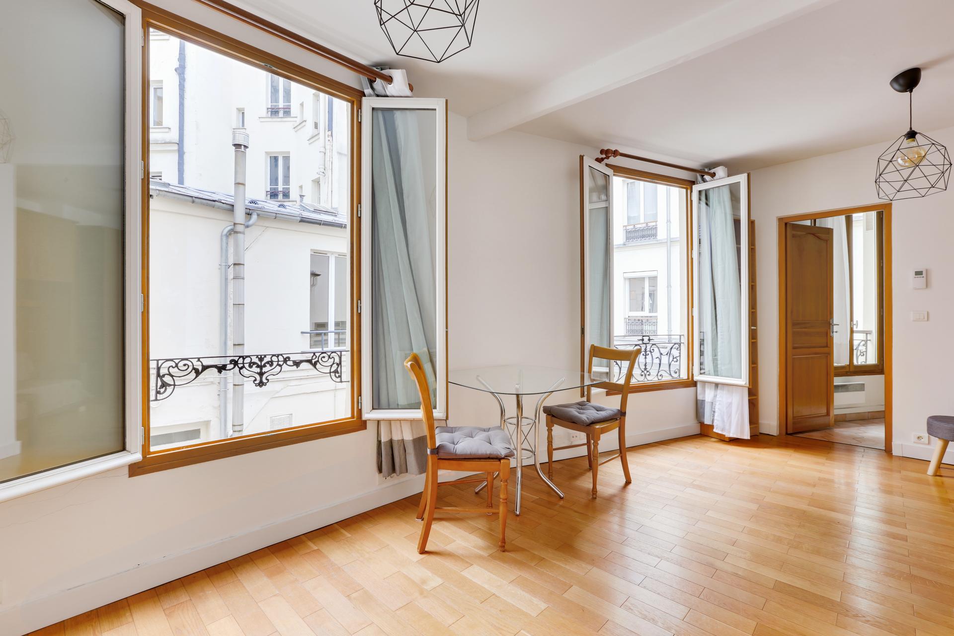 Studio 25,70 m2 - PARIS 14ème - Prix honoraires inclus : 286.000€