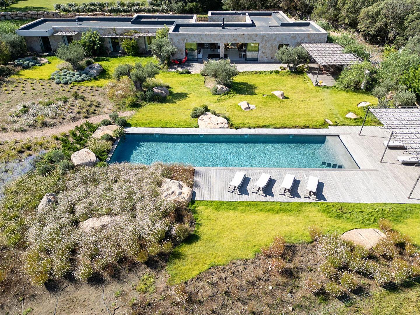 Villa d'exception avec vue mer Santa Manza Bonifacio
