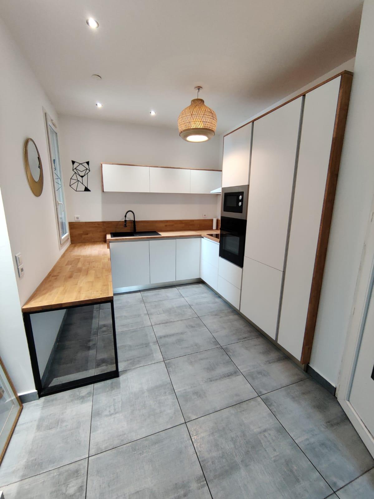 MARSEILLE 13008 - Quartier de Saint Giniez - Bel appartement de 2 pièces