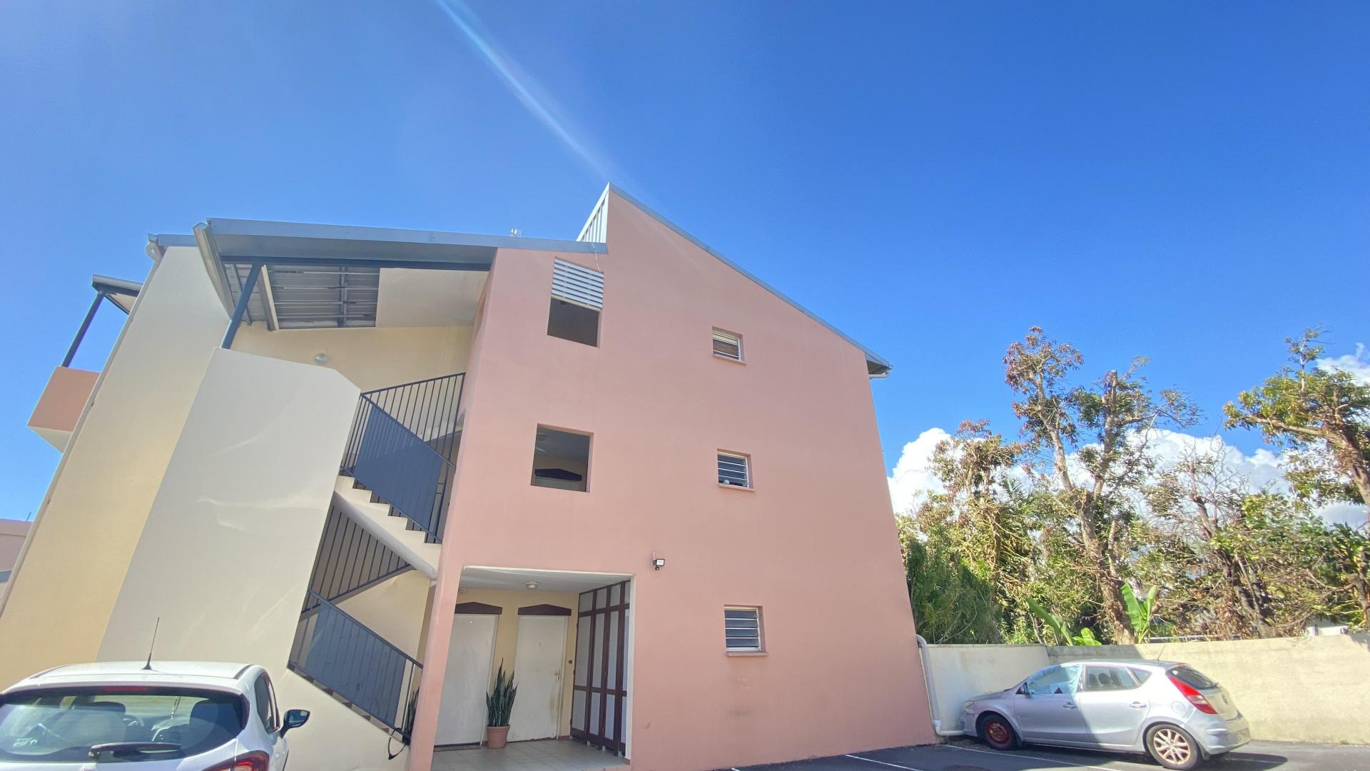 Appartement T2 avec Terrasse sans Vis-à-Vis à Saint-Benoît (97470)
