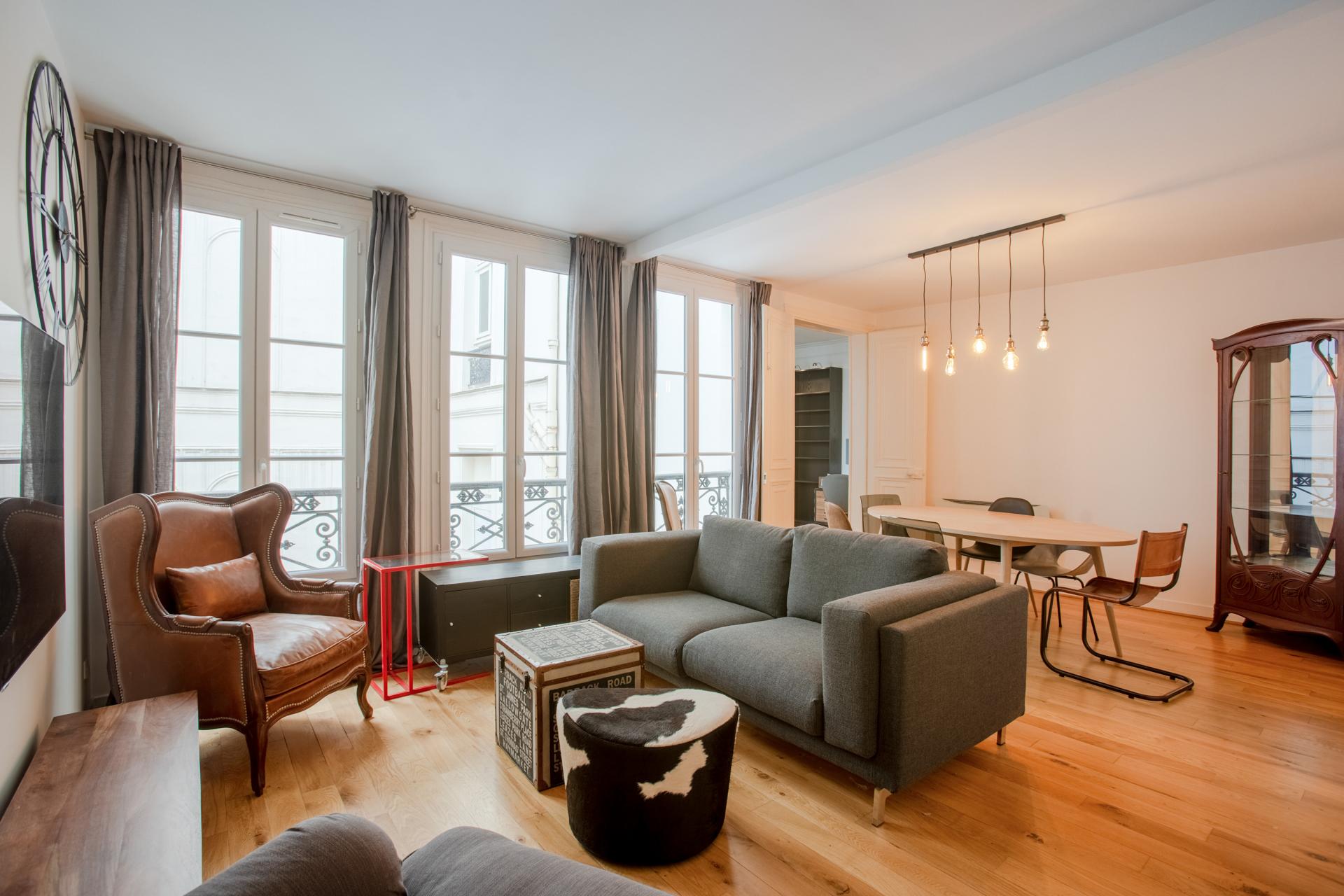 Bel appartement trois pièces 73 m² - Quartier Bourse / Opéra