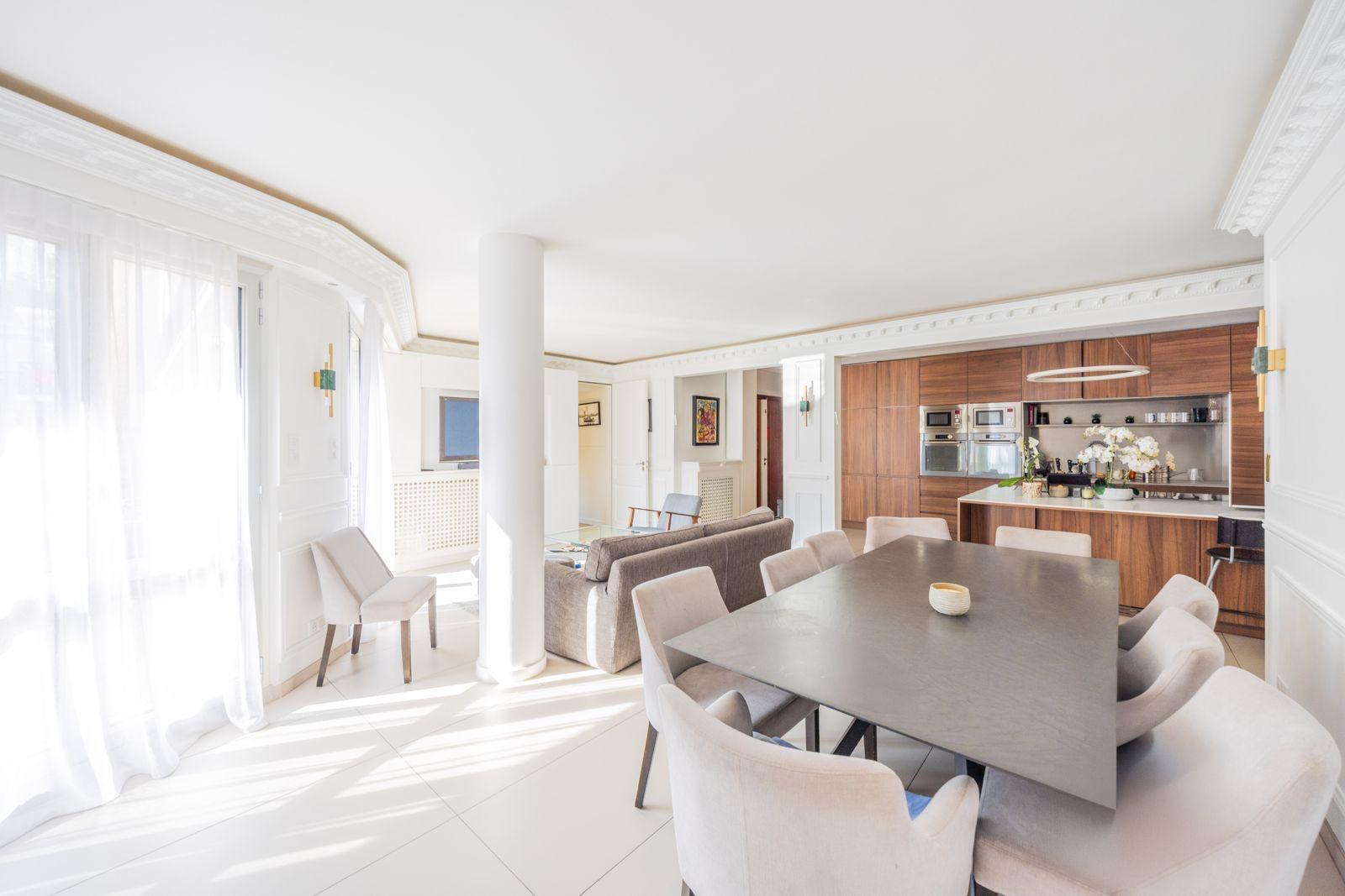 NEUILLY-SUR-SEINE : BAGATELLE / SAINT JAMES - 104M2 - 2 CHAMBRES - TERRASSE 45M2