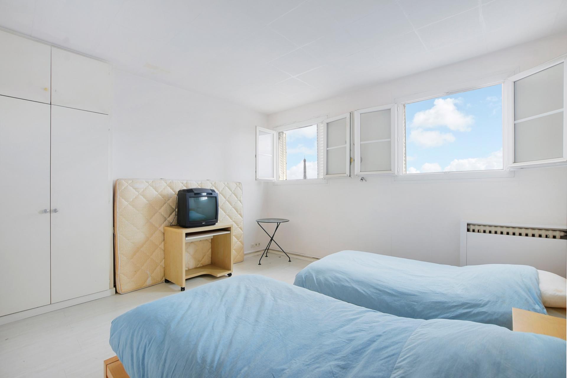 PARIS 16EME - AVENUE HENRI MARTIN - STUDIO 19M2 - 7EME ETAGE AVEC ASCENSEUR