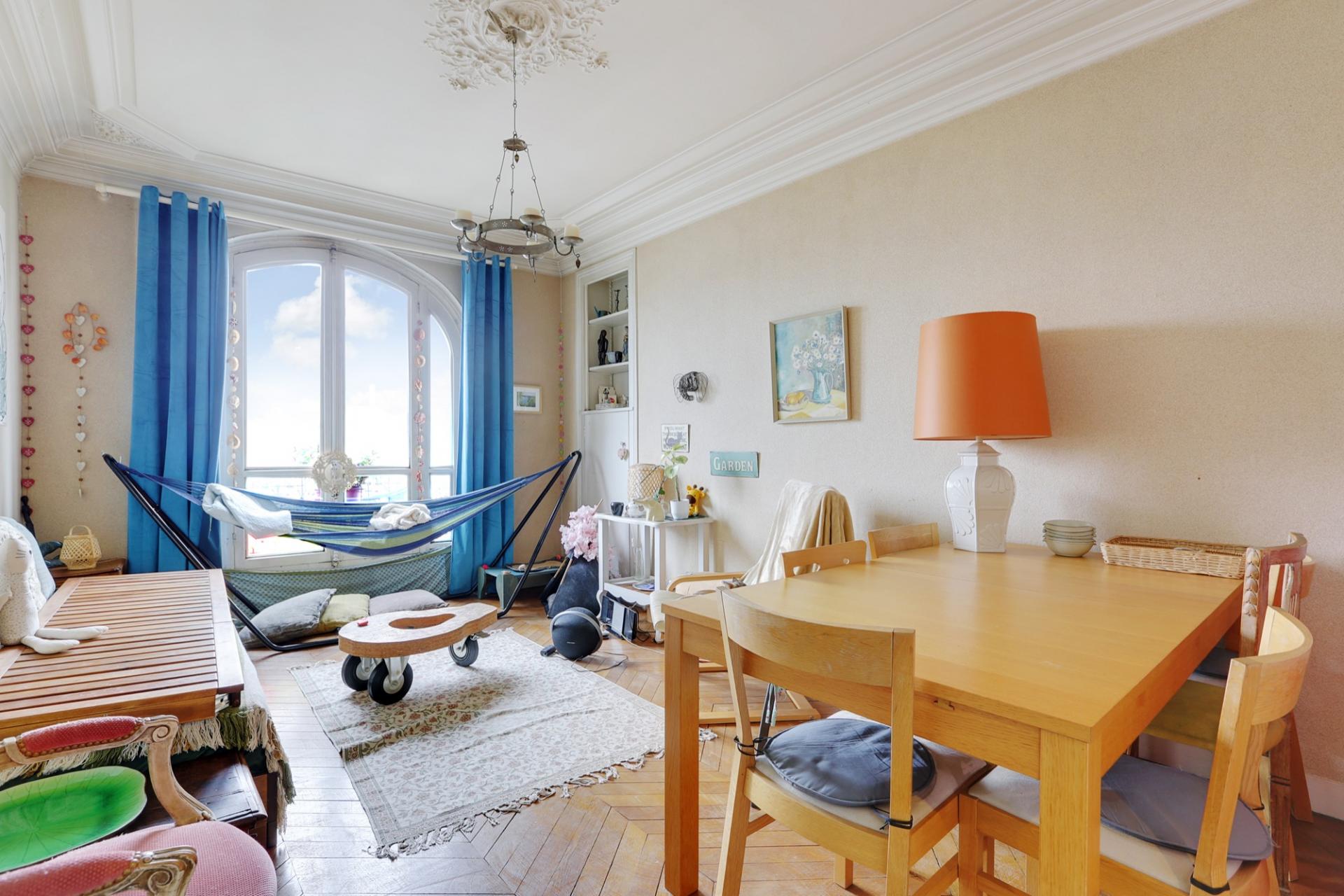 SAINT MANDÉ - APPARTEMENT FAMILIAL - 4 PIECES - 3 CHAMBRES - 89M2 - CAVE - A RENOVER