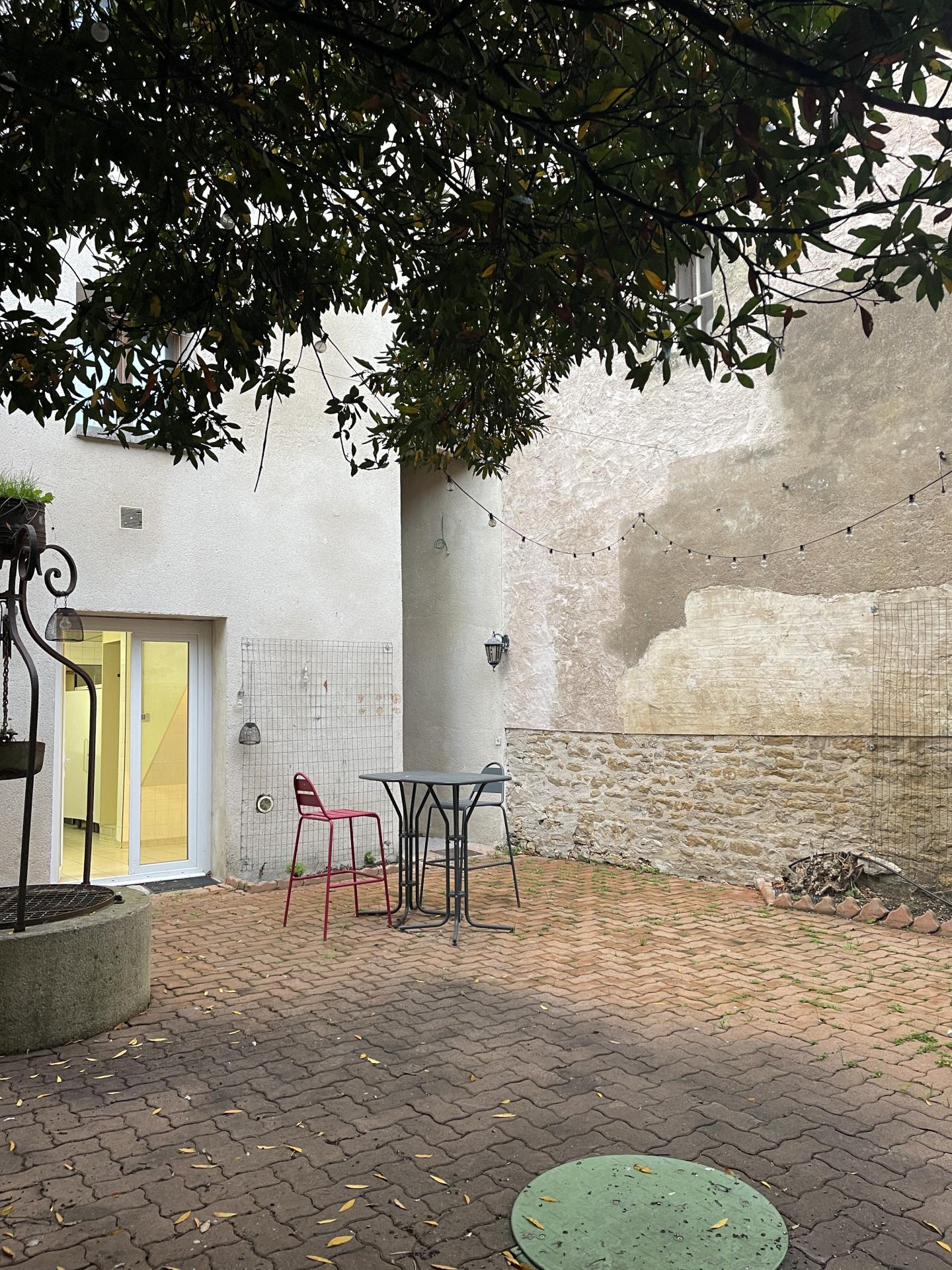 Immeuble de caractère – 350 m² – Marans