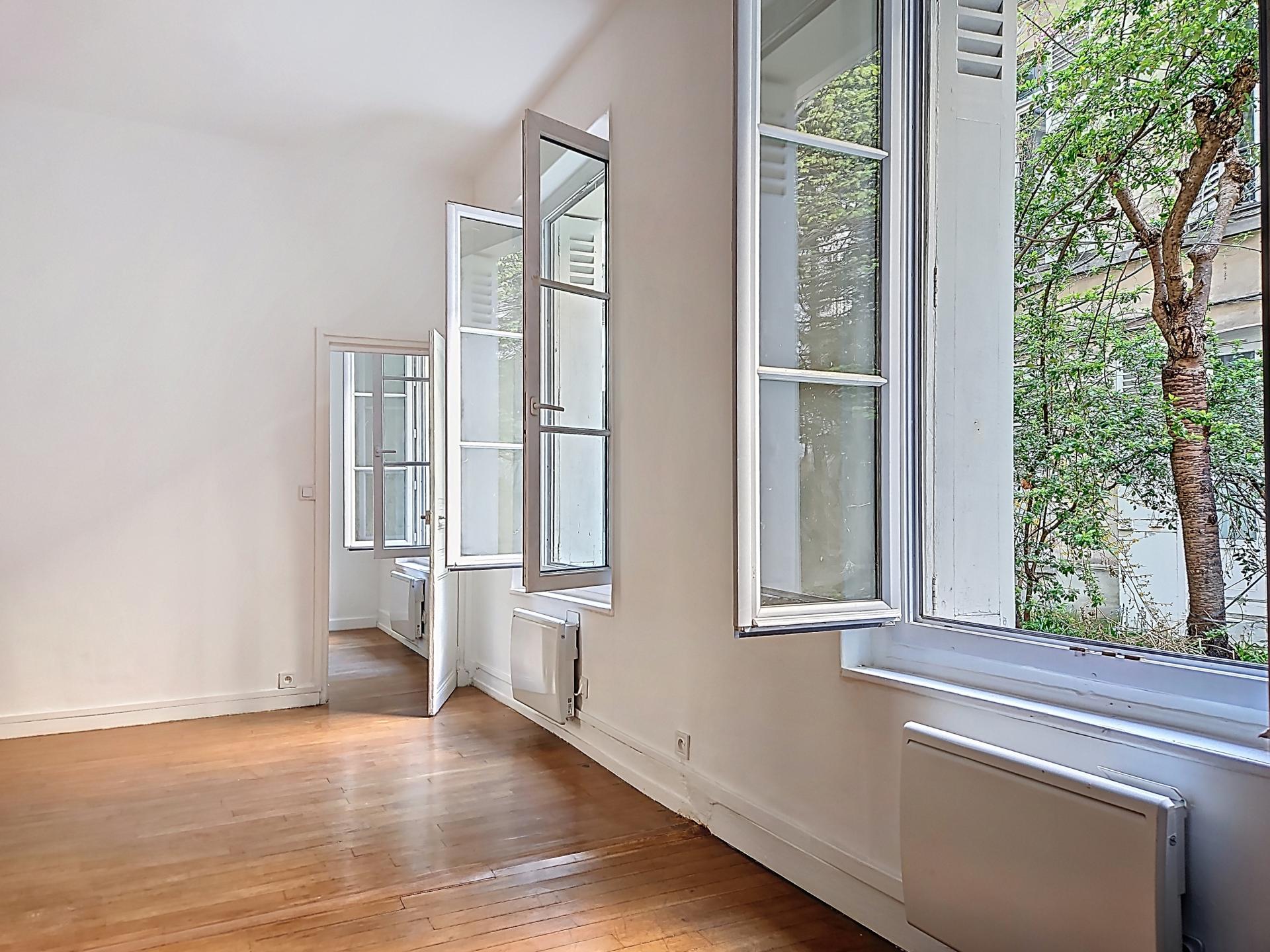 3 pièces entre le Canal Saint-Martin et Louis Blanc 