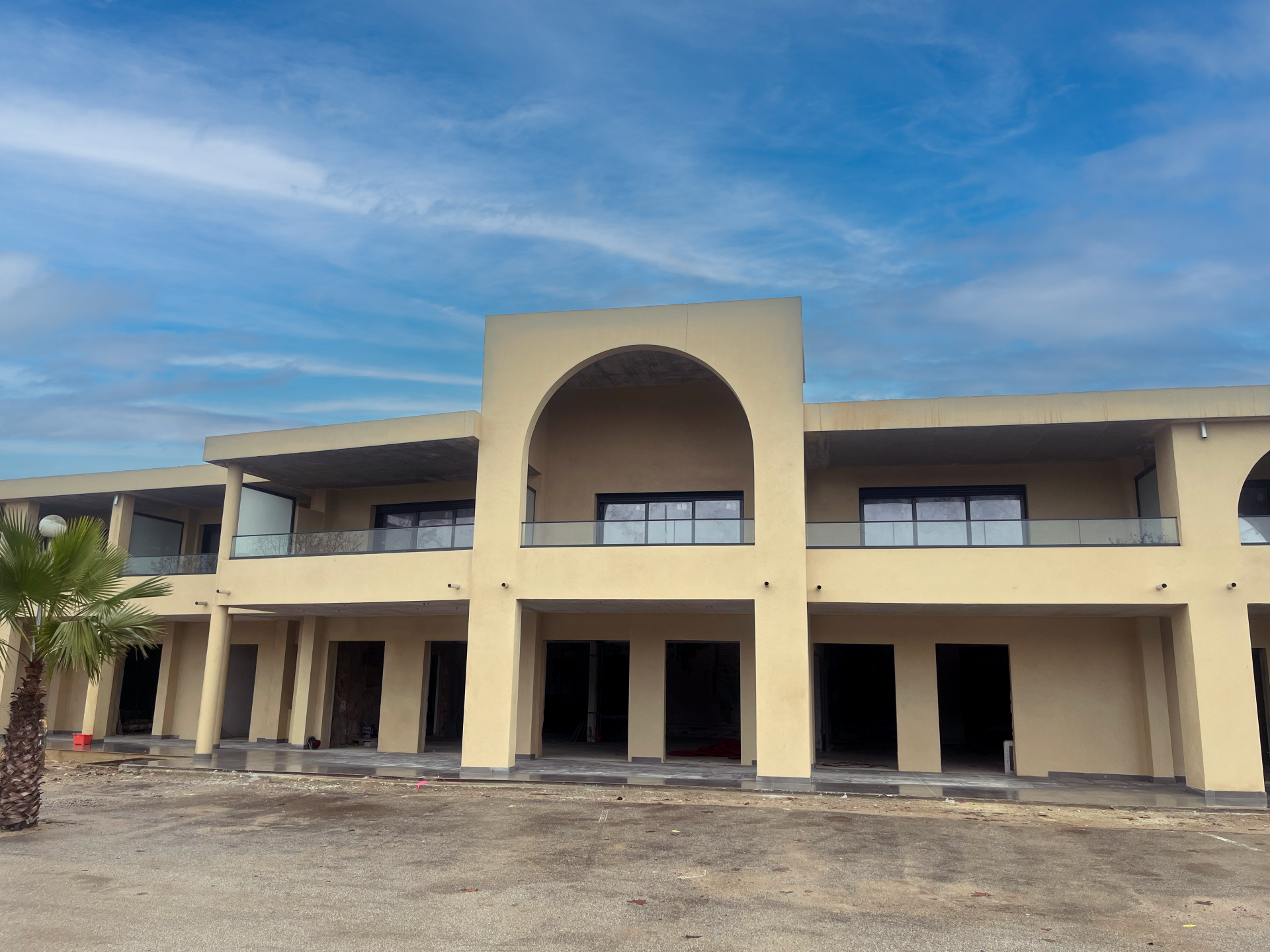 LOCAUX COMMERCIAUX PORTICCIO 