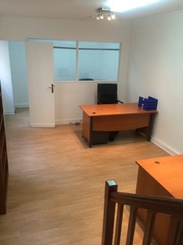 TROIS BUREAUX A LOUER A PARIS 9EME