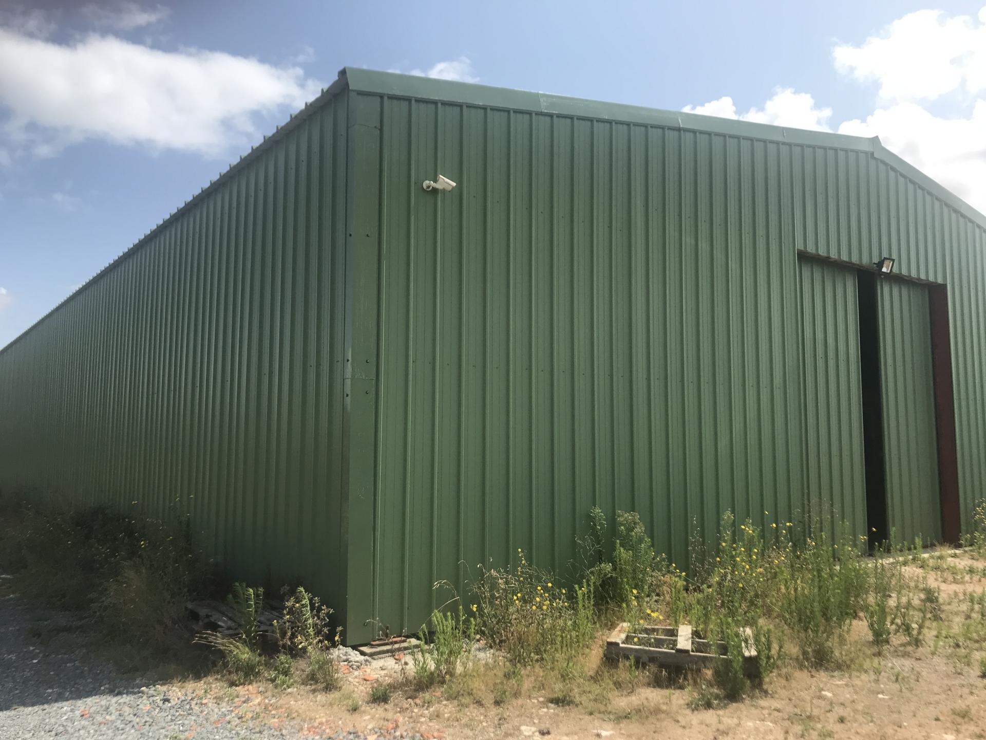 Pamproux, Bâtiment à usage artisanal de 600m²