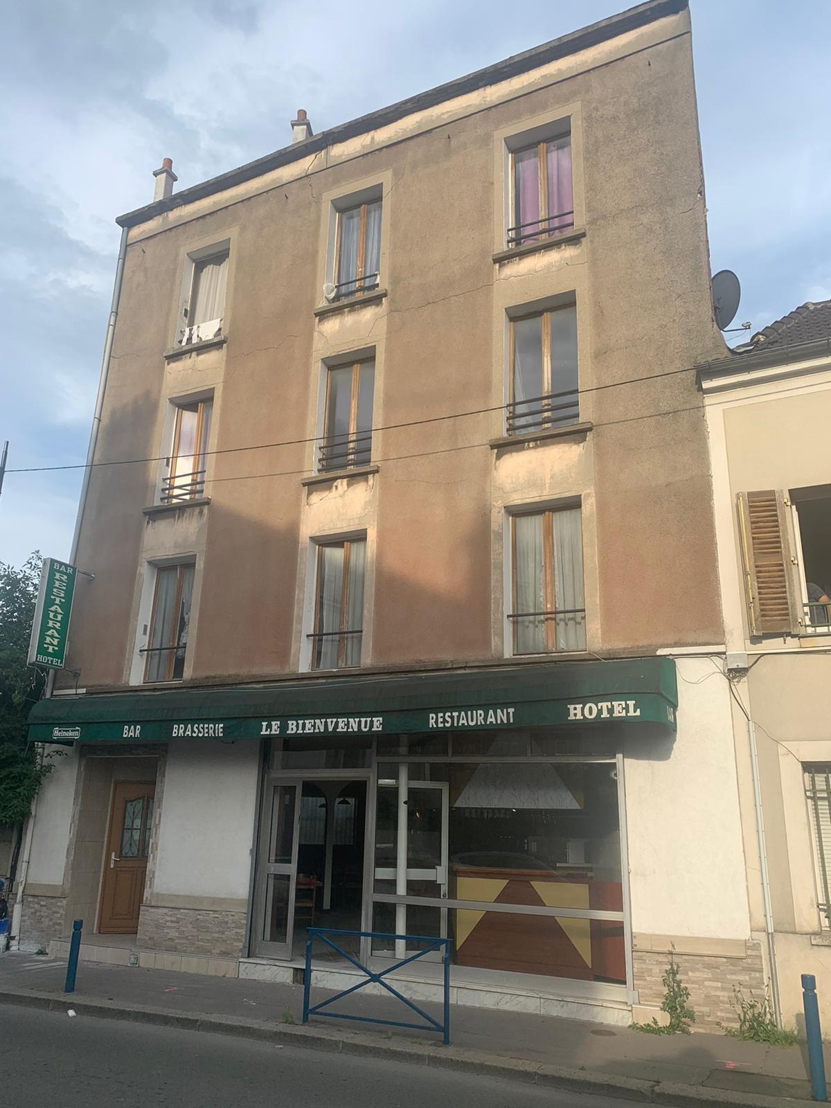 VENTE HOTEL BAR RESTAURANT AUBERVILLIERS ( 93300)